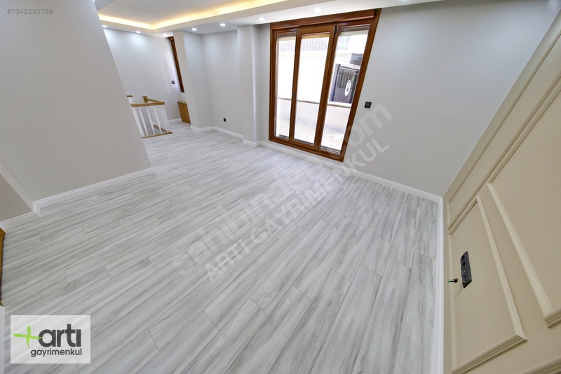 Artı'dan İdealtepe'de Minibüs Yoluna 3.binada 3+1 Ters Dubleks — fotoğraf 16