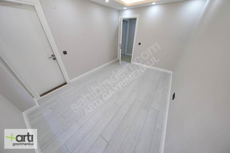 Artı'dan İdealtepe'de Minibüs Yoluna 3.binada 3+1 Ters Dubleks — fotoğraf 31