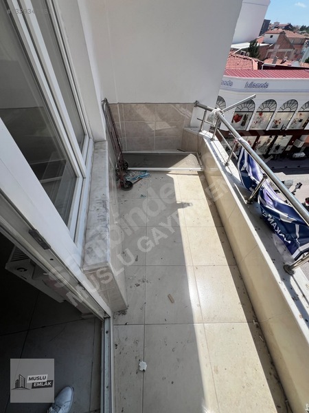 Merkezi Konumda Satılık 2+1 Daire | Saat Kulesi'ne 200 Metre | — fotoğraf 4
