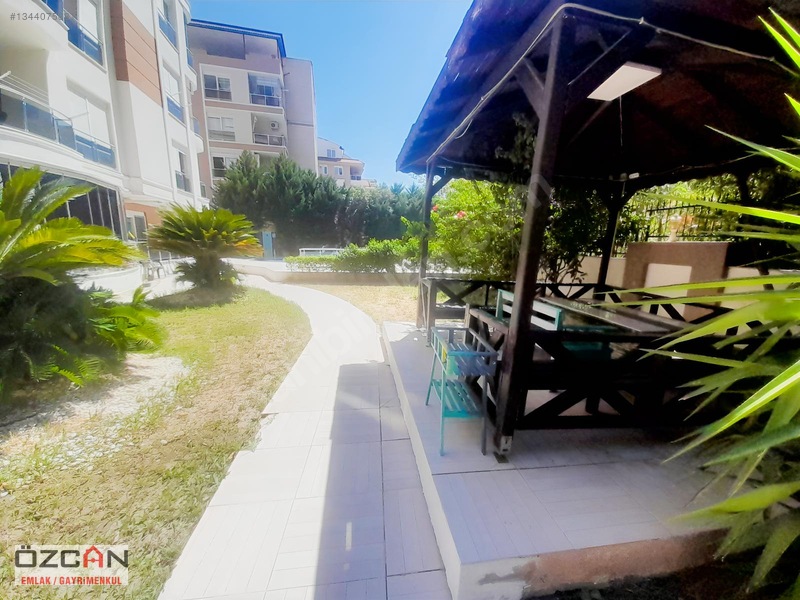 Havuzlu Sitede Katta Eşyalı 1+1 Daire.. — fotoğraf 25