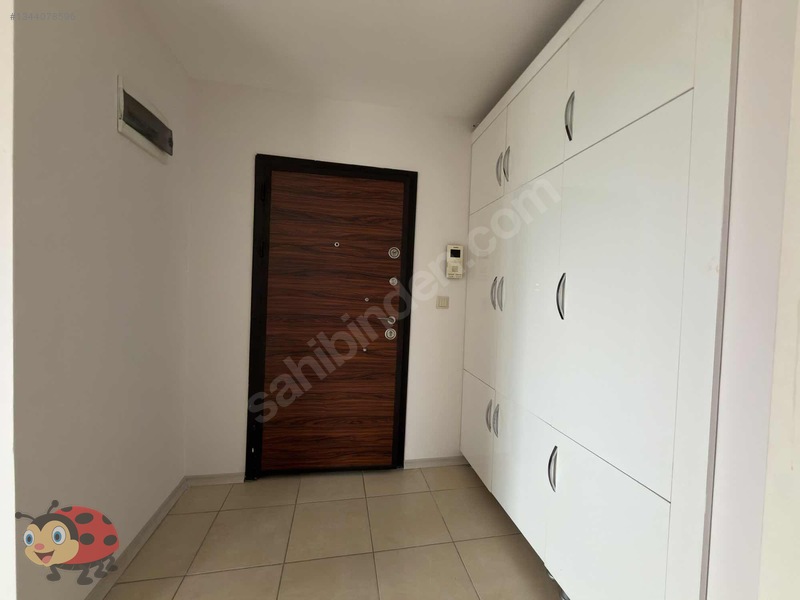 Uğur Dan Yeni Boyalı Doğalgazlı 2+1 100m2 Daire — fotoğraf 2