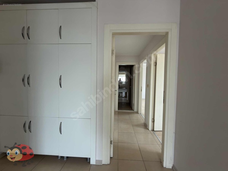 Uğur Dan Yeni Boyalı Doğalgazlı 2+1 100m2 Daire — fotoğraf 11