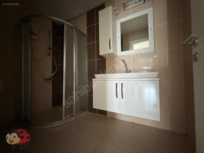 Uğur Dan Yeni Boyalı Doğalgazlı 2+1 100m2 Daire — fotoğraf 15