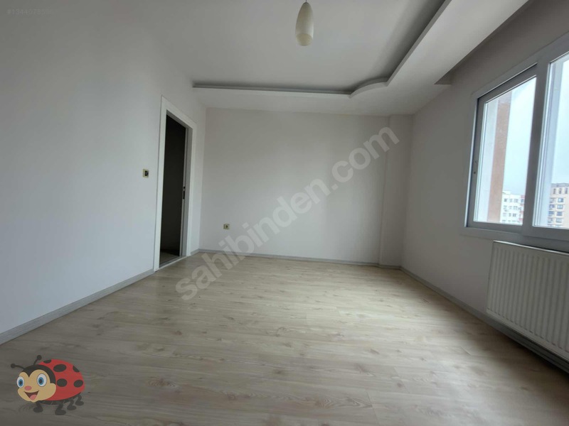 Uğur Dan Yeni Boyalı Doğalgazlı 2+1 100m2 Daire — fotoğraf 17
