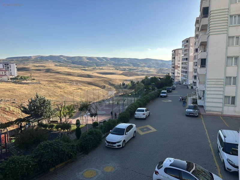 Aksoy Emlaktan Mezopotamya Sitesi Kiralık 3+1 Daire — fotoğraf 8