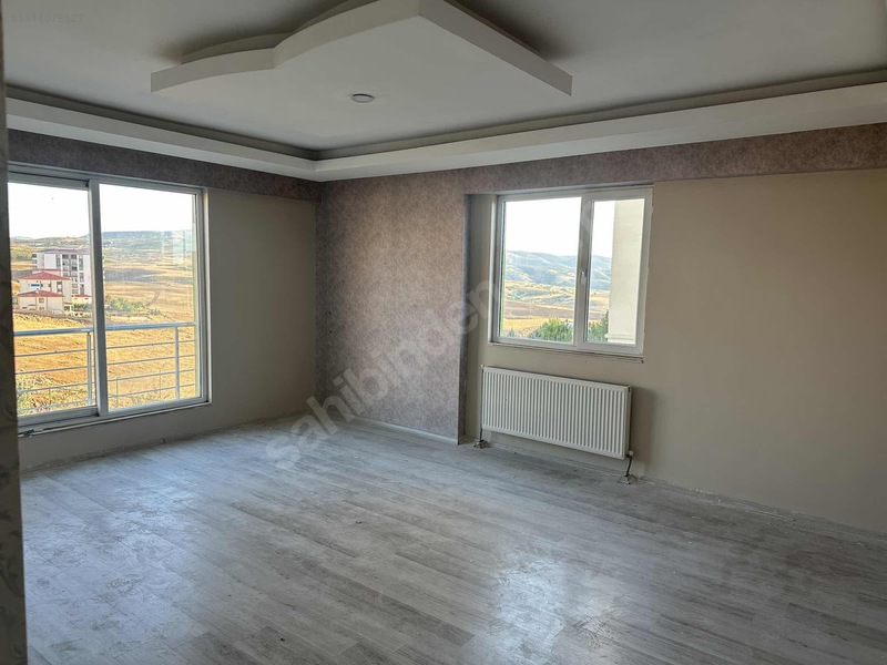 Aksoy Emlaktan Mezopotamya Sitesi Kiralık 3+1 Daire — fotoğraf 9