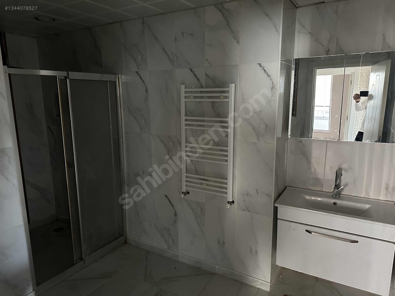 Aksoy Emlaktan Mezopotamya Sitesi Kiralık 3+1 Daire — fotoğraf 14
