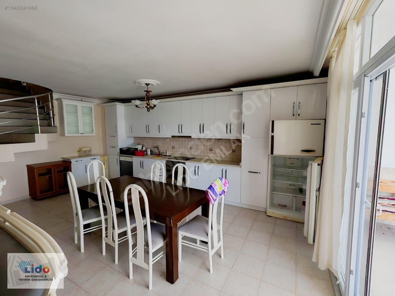 Üzmez Tatil Sitesi'nde Acil Satılık 5+1 Deniz Manzaralı Dublesk — fotoğraf 12