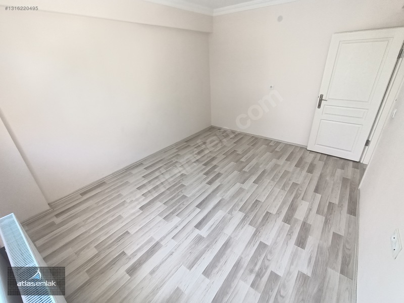 Atlas'tan Halil Akkaş Stadı Yanı Güney Cephe Arakat 3+1 Kiralık — fotoğraf 14