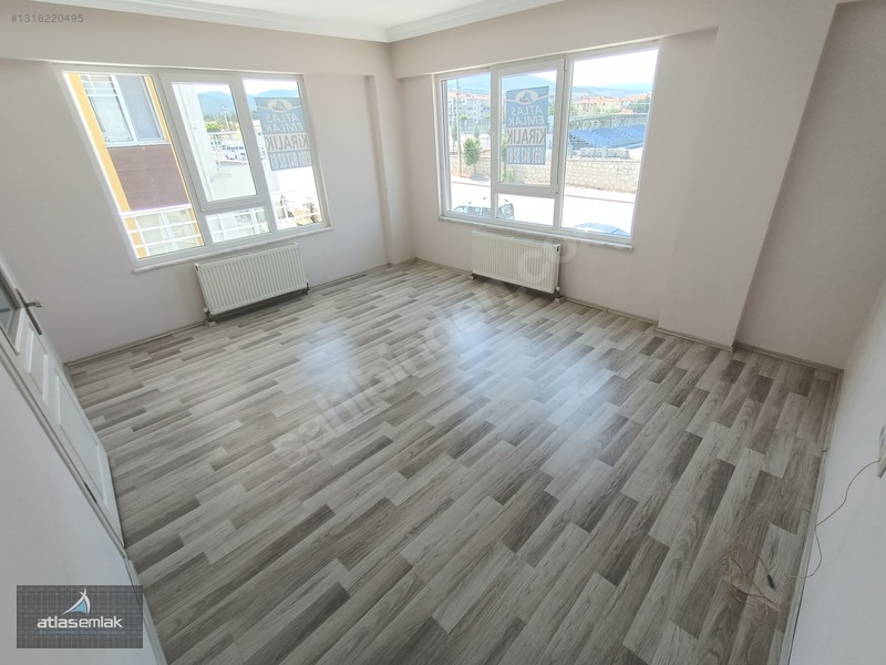 Atlas'tan Halil Akkaş Stadı Yanı Güney Cephe Arakat 3+1 Kiralık — fotoğraf 24