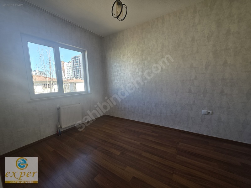 Merkezi Lokasyonda 2+1 Yenilenmiş Satılık Daire — fotoğraf 5