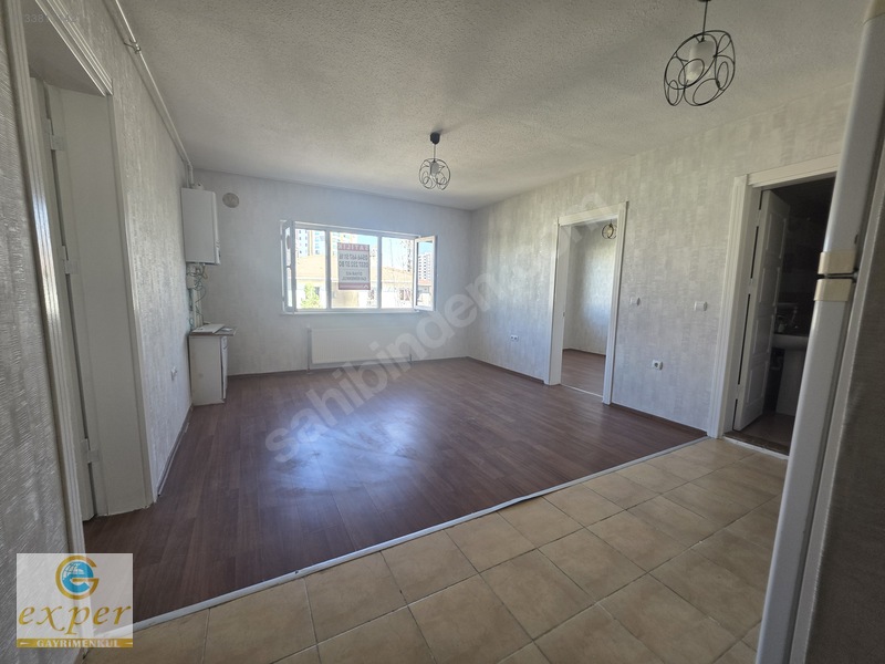 Merkezi Lokasyonda 2+1 Yenilenmiş Satılık Daire — fotoğraf 7