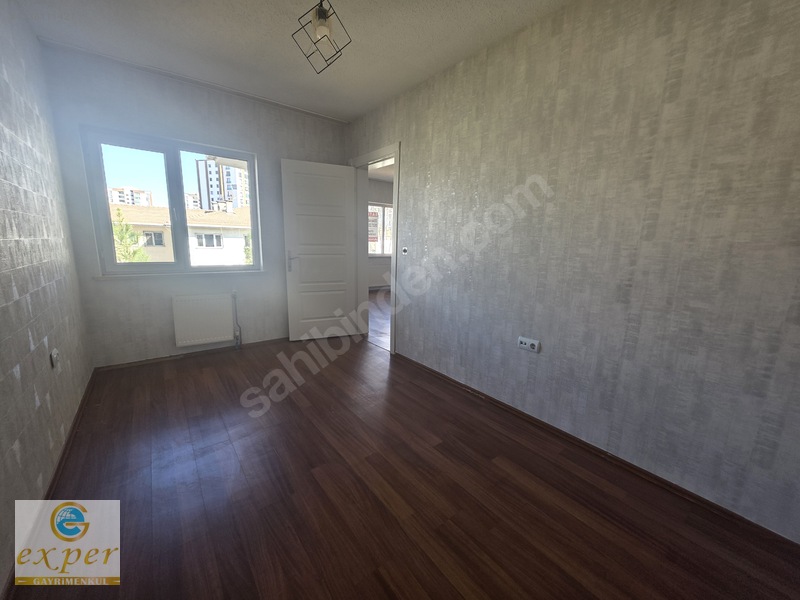 Merkezi Lokasyonda 2+1 Yenilenmiş Satılık Daire — fotoğraf 9