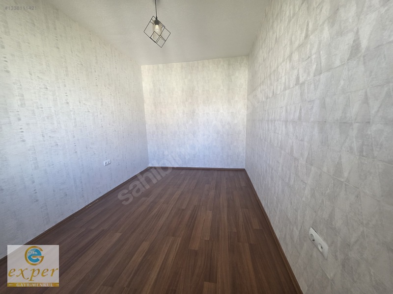 Merkezi Lokasyonda 2+1 Yenilenmiş Satılık Daire — fotoğraf 10
