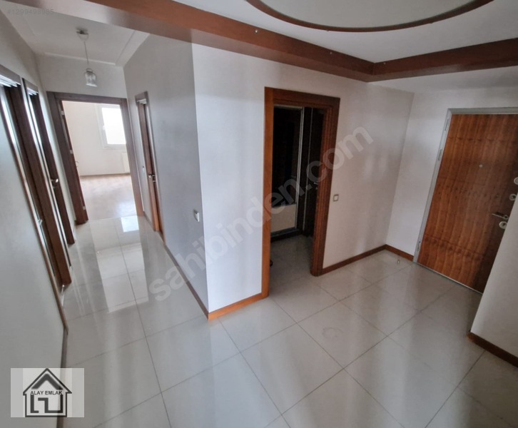 Bulvarda 4+1 Ara Kat 180 M2 Net Kullanım Alanlı Satılık Daire — fotoğraf 2