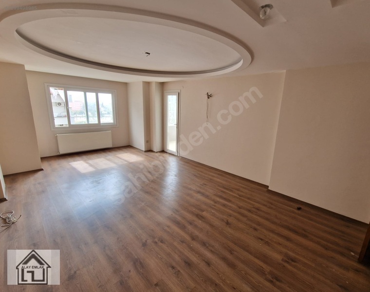 Bulvarda 4+1 Ara Kat 180 M2 Net Kullanım Alanlı Satılık Daire — fotoğraf 8