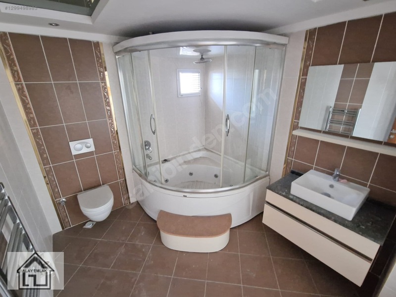 Bulvarda 4+1 Ara Kat 180 M2 Net Kullanım Alanlı Satılık Daire — fotoğraf 16