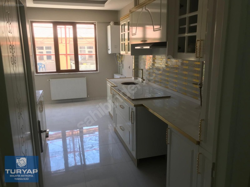 Turyap Metropol'den Temelli Cad. 3+1 Full Yapılı Satılık Daire — fotoğraf 3