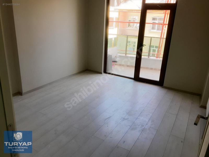 Turyap Metropol'den Temelli Cad. 3+1 Full Yapılı Satılık Daire — fotoğraf 7