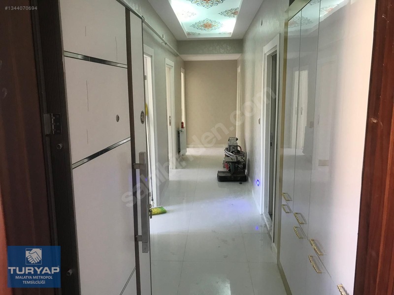 Turyap Metropol'den Temelli Cad. 3+1 Full Yapılı Satılık Daire — fotoğraf 8