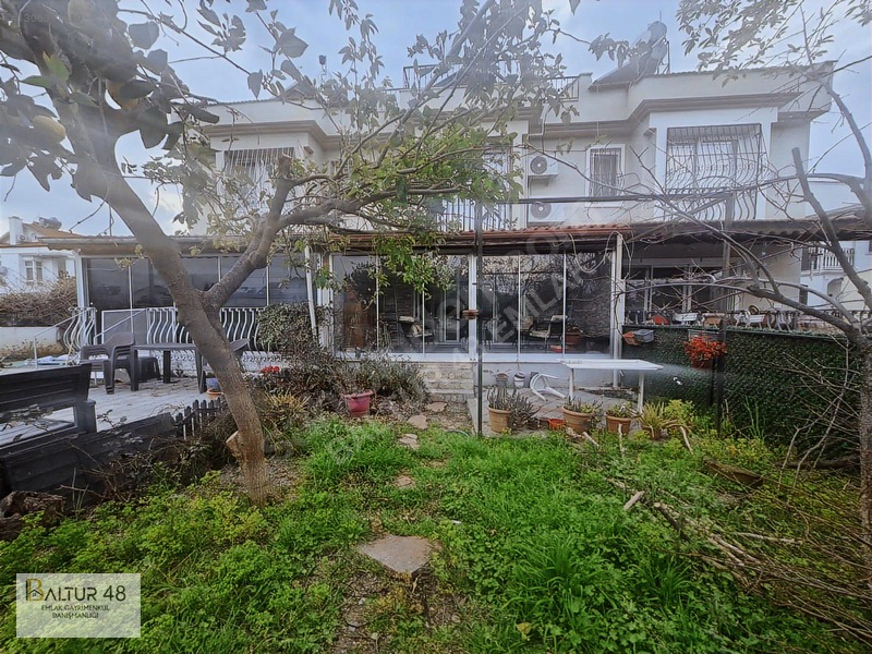 Fethiye Foça'da Satılık 4+1 Bahçeli Triplex Villa, 140m² — fotoğraf 6