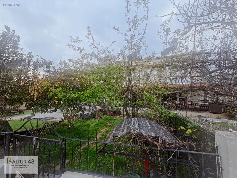 Fethiye Foça'da Satılık 4+1 Bahçeli Triplex Villa, 140m² — fotoğraf 11