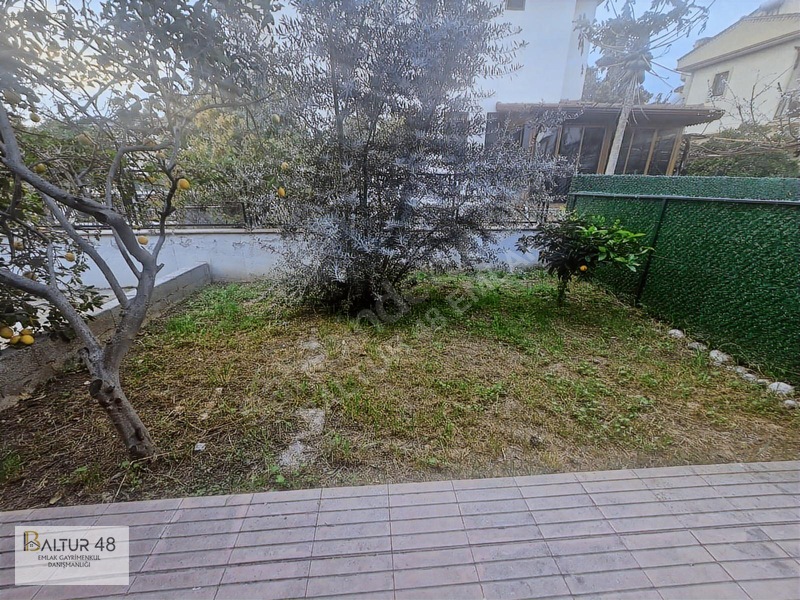 Fethiye Foça'da Satılık 4+1 Bahçeli Triplex Villa, 140m² — fotoğraf 14