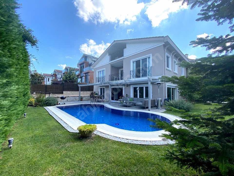 Zekeriyaköy Sitede Eşyalı Kiralık Villa — fotoğraf 13
