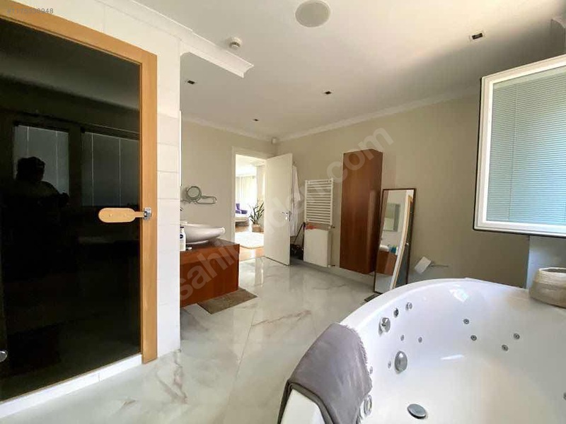 Zekeriyaköy Sitede Eşyalı Kiralık Villa — fotoğraf 20