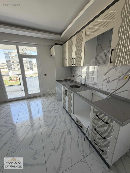 Aydın Gayrimenkuldan Stad Karşısı Sıfır Özay 2
