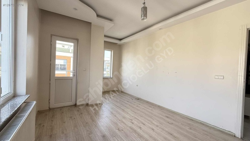 Sarıgüllük'te İçi Ful Bakımlı 2+1 Kiralık Daire — fotoğraf 4