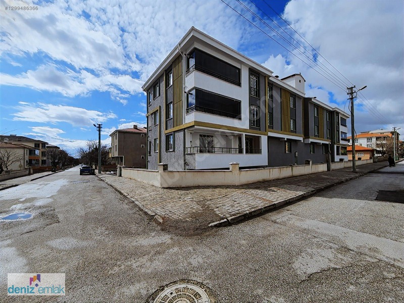 Deniz Emlak'tan Cumhuriyet Mah.2+1 Asansörlü Lüks Satılık Daire — fotoğraf 4