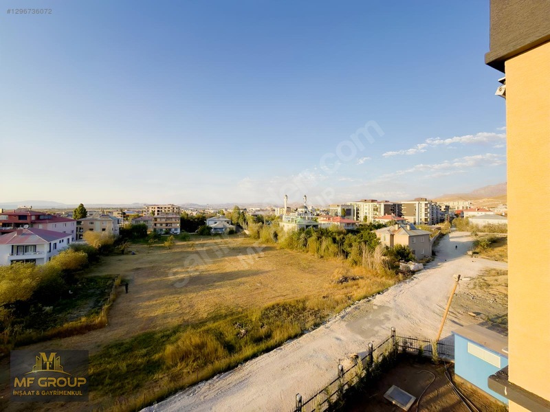 Fecr'den Şehir Ve Göl Manzaralı Satılık 4+1 Ultra Lüks Daireler — fotoğraf 46