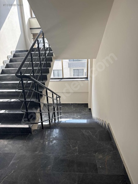 Ostim'in Merkezinde Pozitif Center'da Yapılı Balkonlu 2+1 Ofis — fotoğraf 10