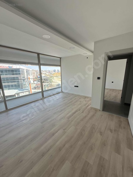 Ostim'in Merkezinde Pozitif Center'da Yapılı Balkonlu 2+1 Ofis — fotoğraf 28