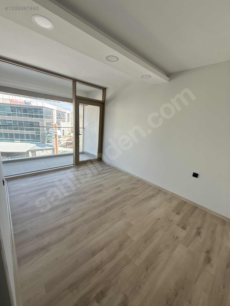 Ostim'in Merkezinde Pozitif Center'da Yapılı Balkonlu 2+1 Ofis — fotoğraf 31
