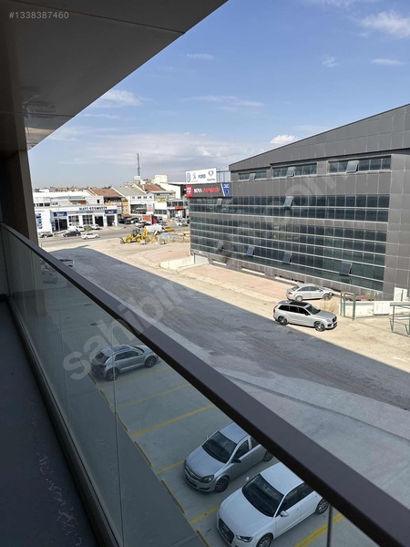 Ostim'in Merkezinde Pozitif Center'da Yapılı Balkonlu 2+1 Ofis — fotoğraf 33