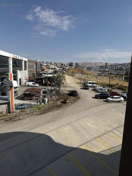 Ostim'in Merkezinde Pozitif Center'da Yapılı Balkonlu 2+1 Ofis — fotoğraf 34