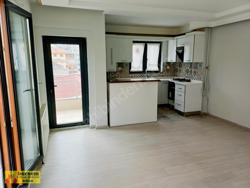 Kırkkonaklarda Lüks Yapılı 2+1+giy Odalı Teraslı Dubleks Daire — fotoğraf 4