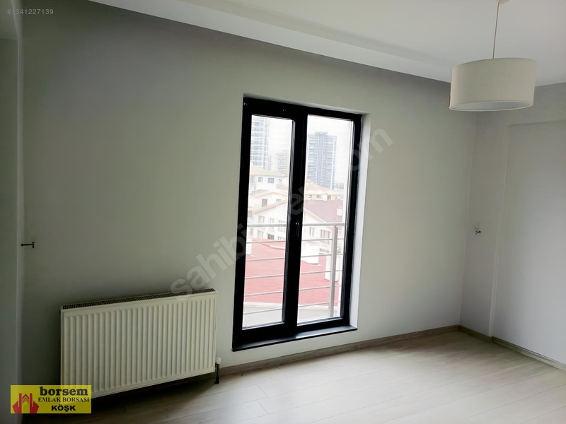 Kırkkonaklarda Lüks Yapılı 2+1+giy Odalı Teraslı Dubleks Daire — fotoğraf 5