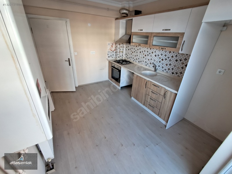 Atlas'tan Zafertepe'de Merkezi Konumda 2+1 Kiralık Daire — fotoğraf 5
