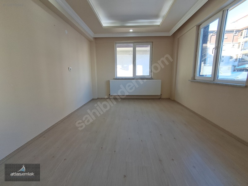 Atlas'tan Zafertepe'de Merkezi Konumda 2+1 Kiralık Daire — fotoğraf 9