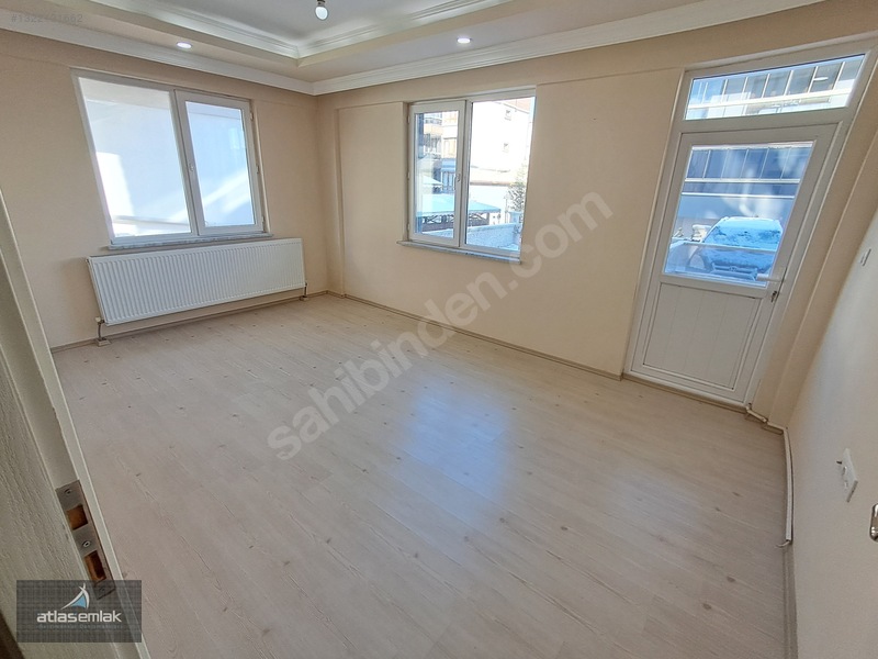 Atlas'tan Zafertepe'de Merkezi Konumda 2+1 Kiralık Daire — fotoğraf 12