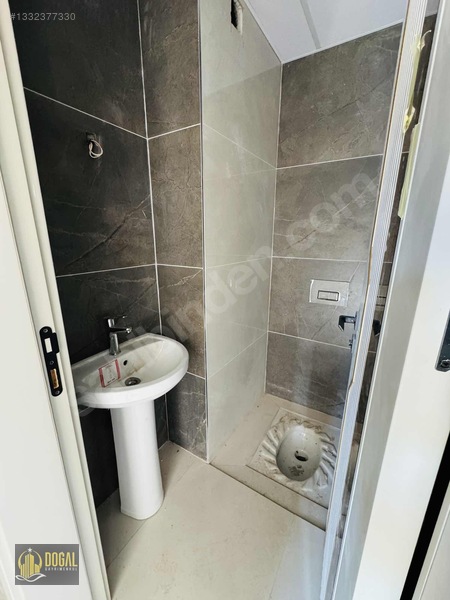 Doğaldan Ana Cadde Üzeri Opet Arkası 2.5+1 Katbahçeli Sıfır Dair — fotoğraf 16