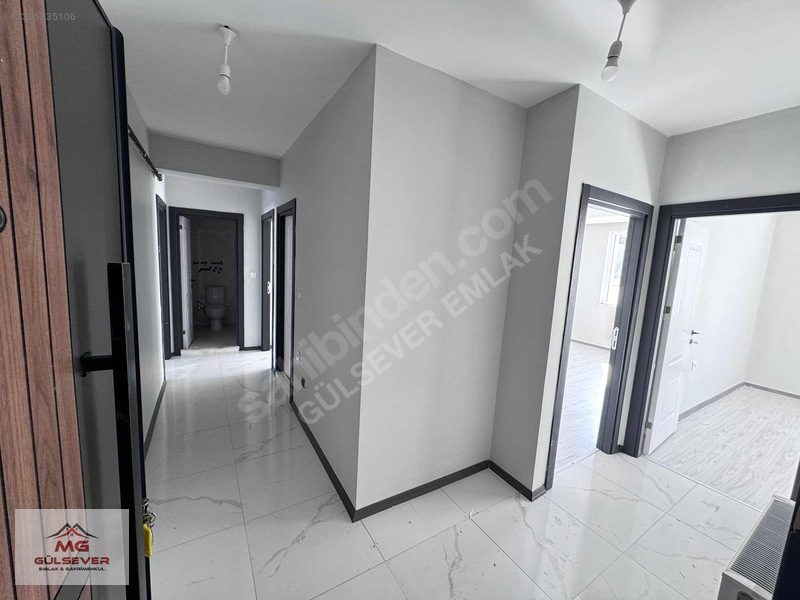( Mg ) 71 Evler Mah. Şehir Hastanesi Yakını Asansörlü 2+1 Daire — fotoğraf 6