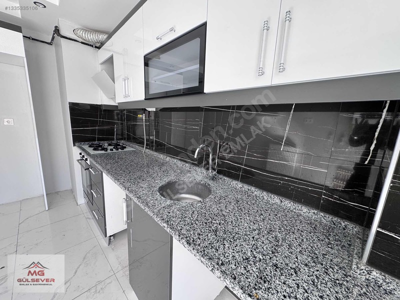 ( Mg ) 71 Evler Mah. Şehir Hastanesi Yakını Asansörlü 2+1 Daire — fotoğraf 8