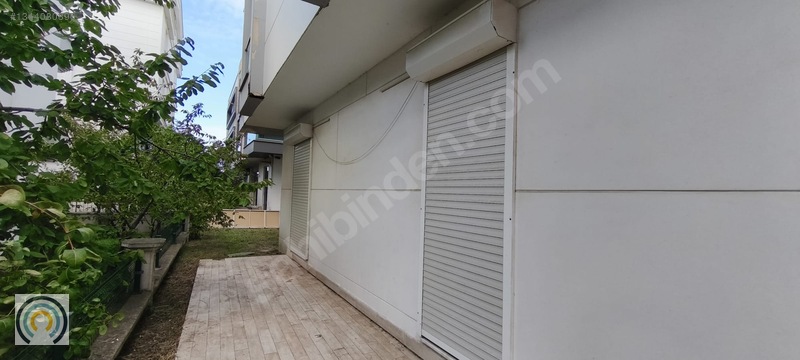 Güzelyalı Mahallesinde Kiralık 2+1 Daire — fotoğraf 5