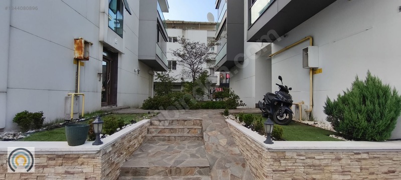 Güzelyalı Mahallesinde Kiralık 2+1 Daire — fotoğraf 7