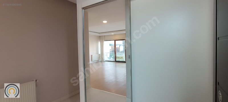Güzelyalı Mahallesinde Kiralık 2+1 Daire — fotoğraf 16