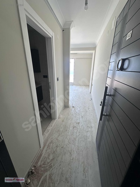Cadde Emlaktan 1+1 Kiralık Daire — fotoğraf 11